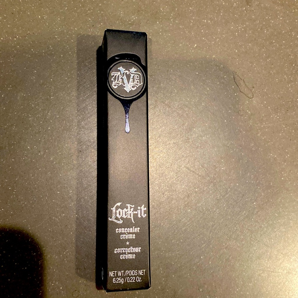 Brand new, Kat Von D lock-it concealer light7 warm